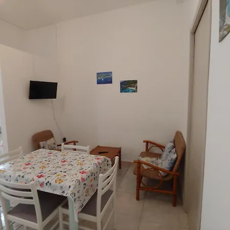 Piccolo Al Centro Di Dorgali
